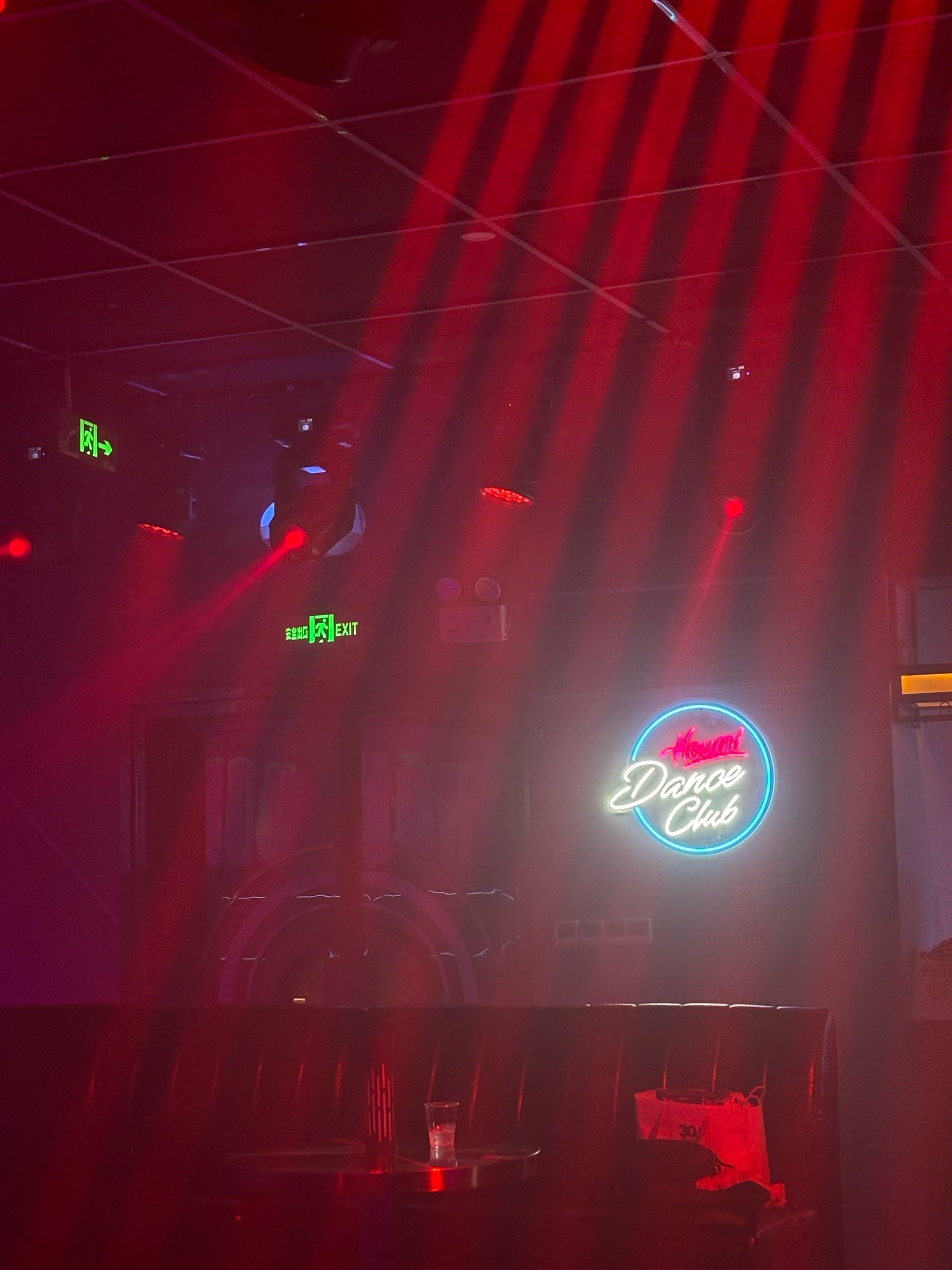 阜阳商务ktv环境好服务佳选择推荐-颍东区ktv预定